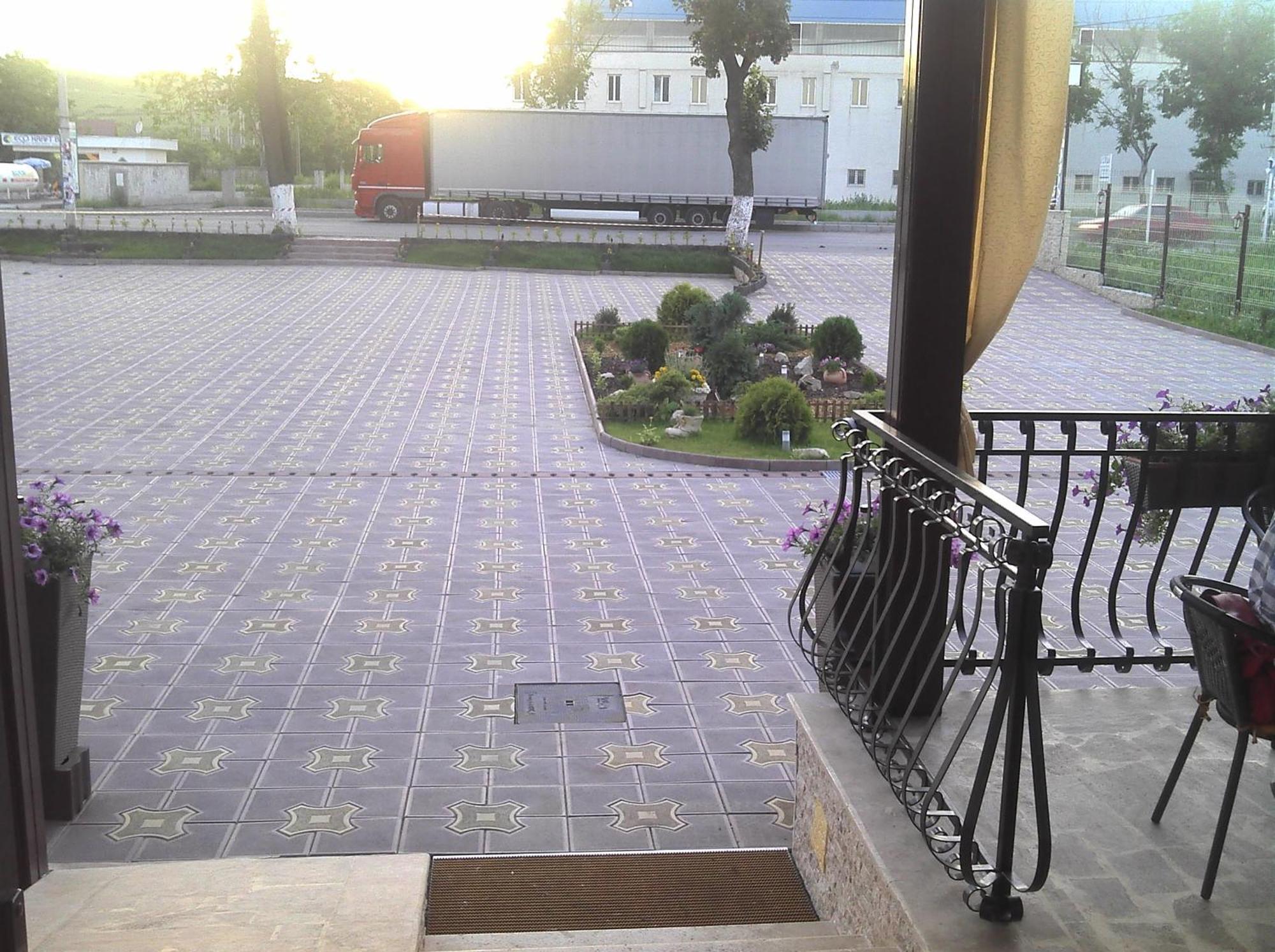 Best Hotel Hunedoara Exterior foto